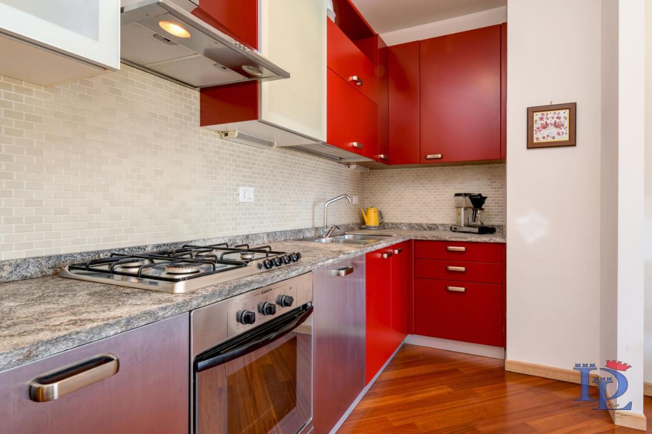 Desenzanoloft Official Partner Marriott Homes & Villas -Butterfly And 5 Pools Family Apartment Desenzano del Garda Buitenkant foto