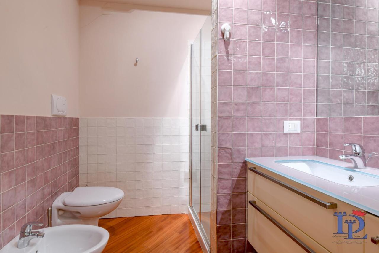 Desenzanoloft Official Partner Marriott Homes & Villas -Butterfly And 5 Pools Family Apartment Desenzano del Garda Buitenkant foto