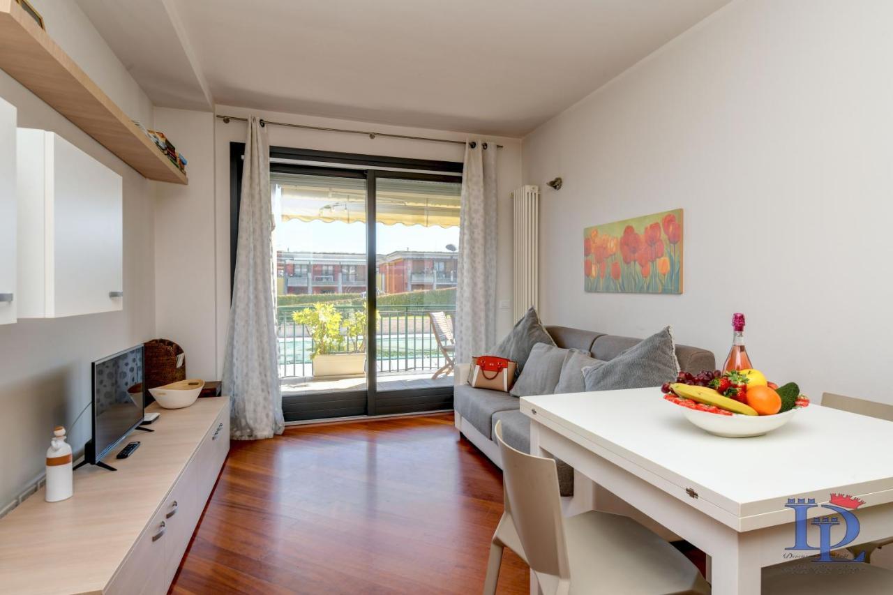 Desenzanoloft Official Partner Marriott Homes & Villas -Butterfly And 5 Pools Family Apartment Desenzano del Garda Buitenkant foto